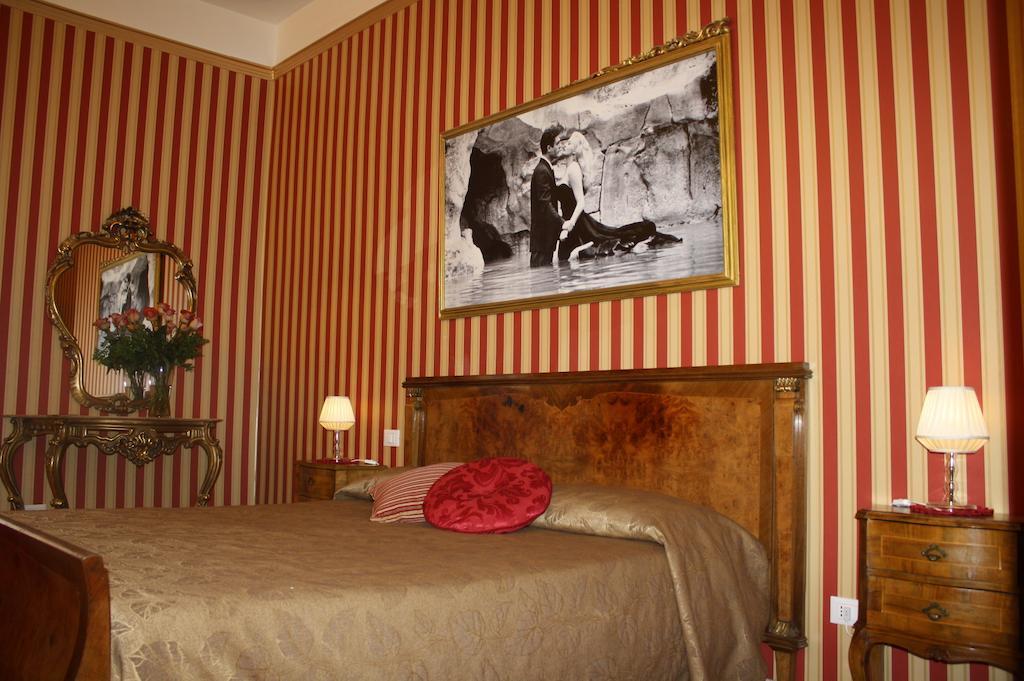 Le Sorelle Lumiere Bed and Breakfast Rome Kamer foto